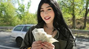 PublicAgent âÃÂàAmilia Onyx âÃÂàCash tempts busty American to fuck